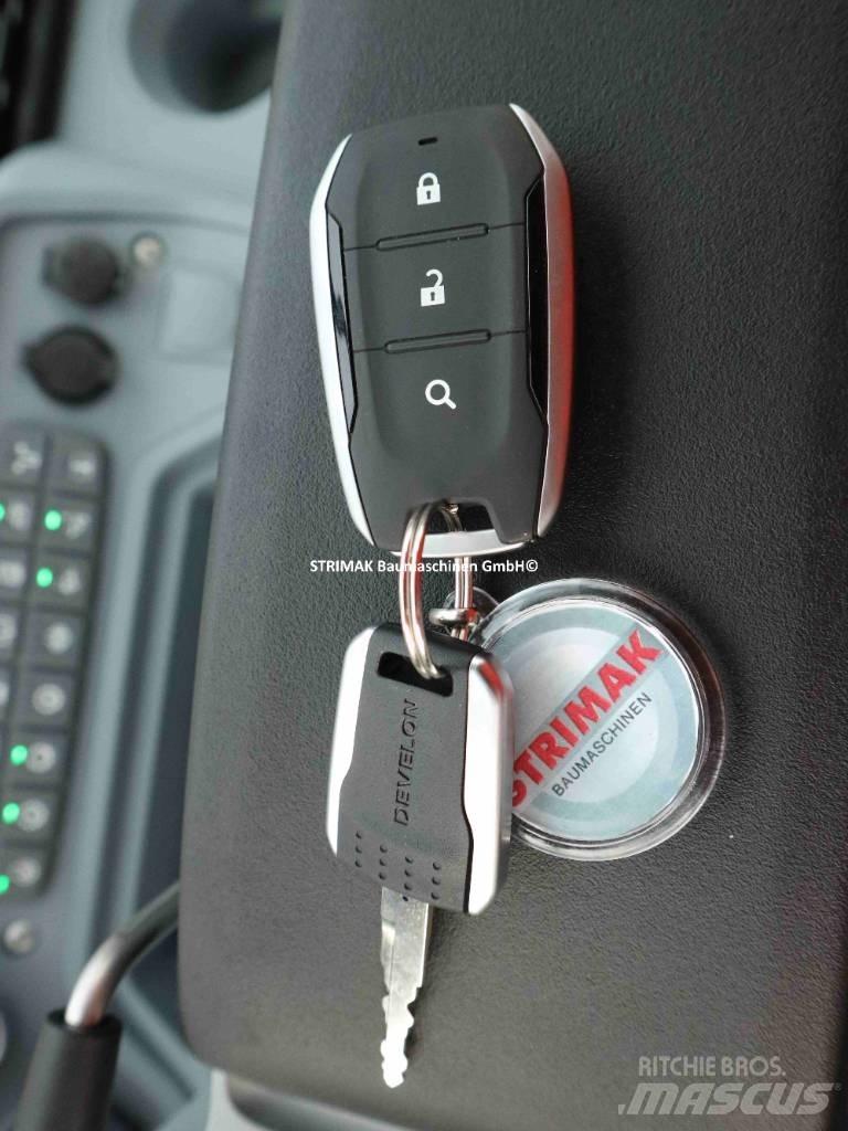 Develon DL 250-7 لوادر بعجل