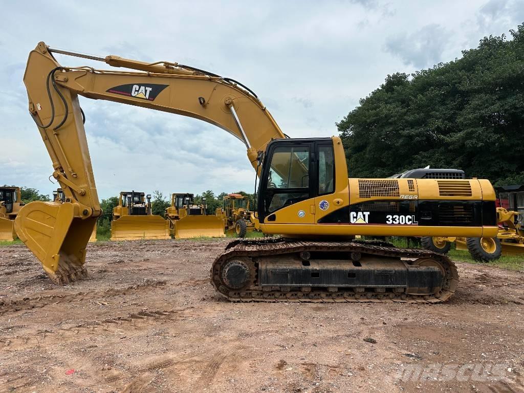 CAT 330 C L حفارات زحافة