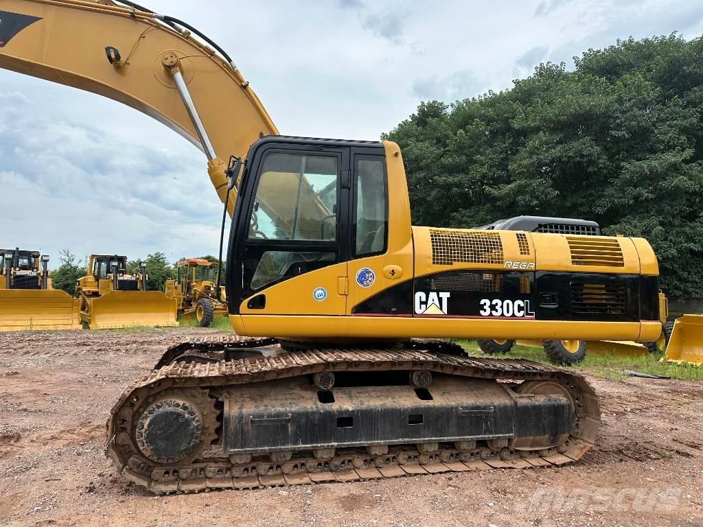CAT 330 C L حفارات زحافة