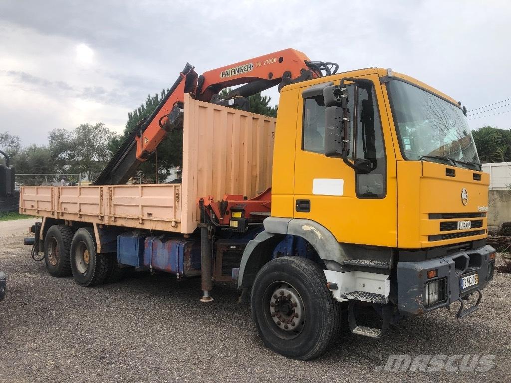 Iveco Euro trailer شاحنات الرافعات