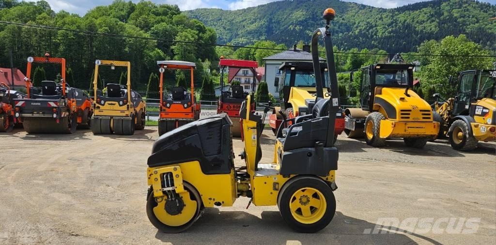 Bomag BW 100 ACM-5 مداحل مزدوجة