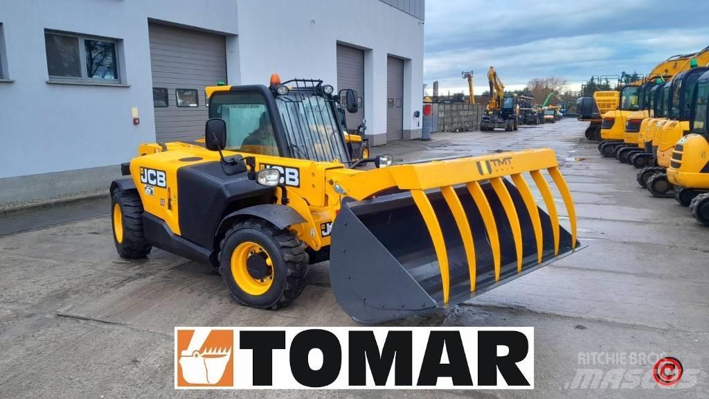 JCB 525-60 مناولات متداخلة