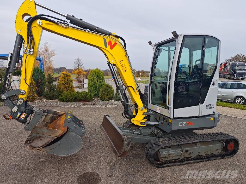 Wacker Neuson EZ 36 حفارات زحافة