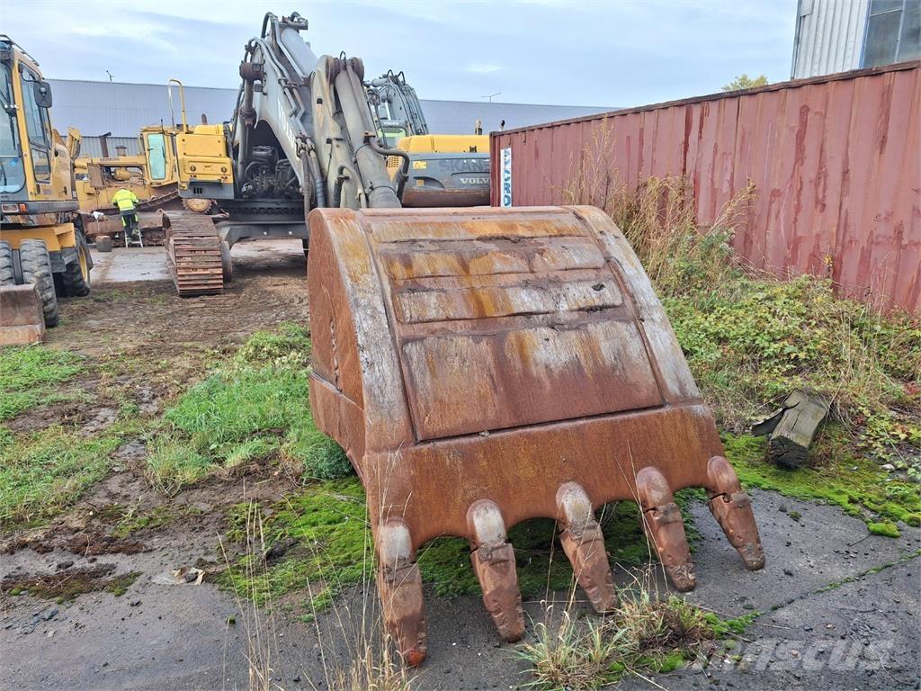 Volvo EC 460 BLC معدات البناء - غير ذلك