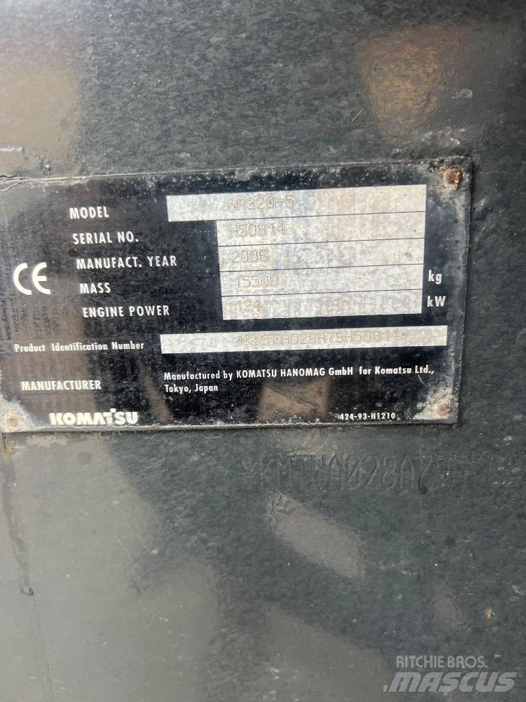 Komatsu WA 320-5 لوادر بعجل