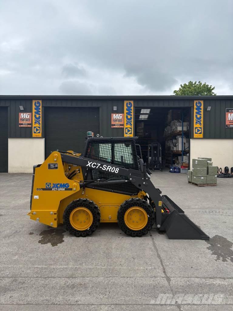 XCMG XC7-SR08 لوادر انزلاقية التوجيه