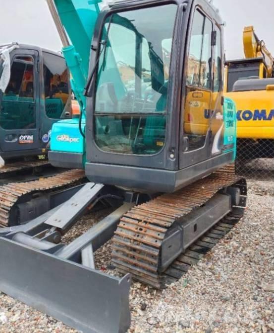 Kobelco SK 75 SR حفارات وسط 7 طن - 12 طن