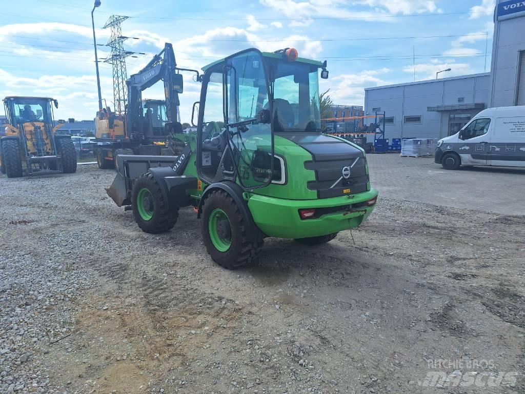 Volvo JL25H ELECTRIC لوادر بعجل