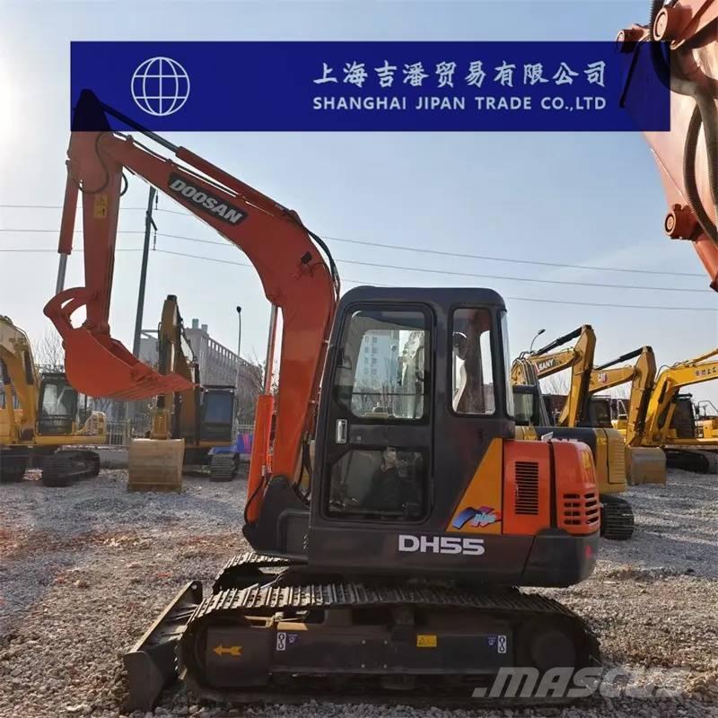 Doosan DH 55 حفارات صغيرة أقل من 7 طن (حفارات صغيرة)