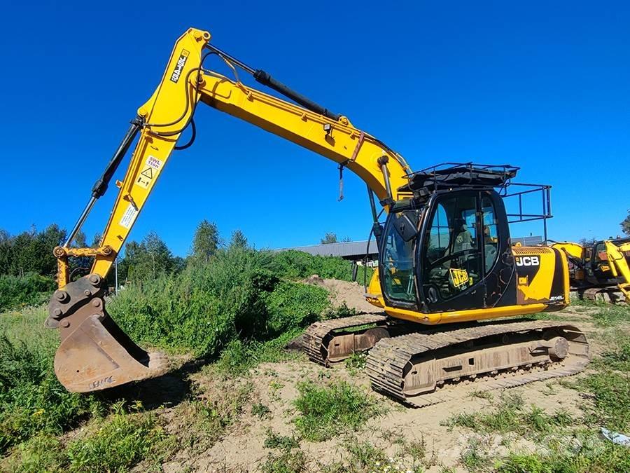JCB JS145 LC حفارات زحافة