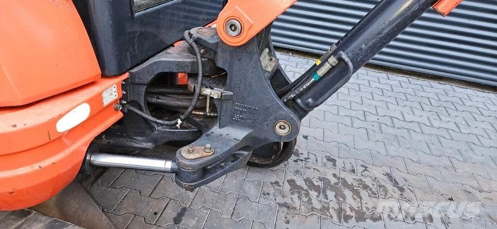 Kubota KX71-3 حفارات صغيرة أقل من 7 طن (حفارات صغيرة)