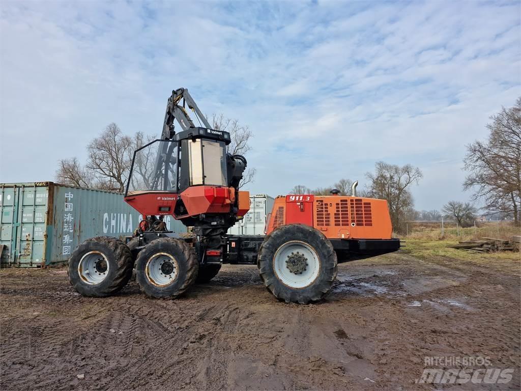 Valmet 911.3 حصادات