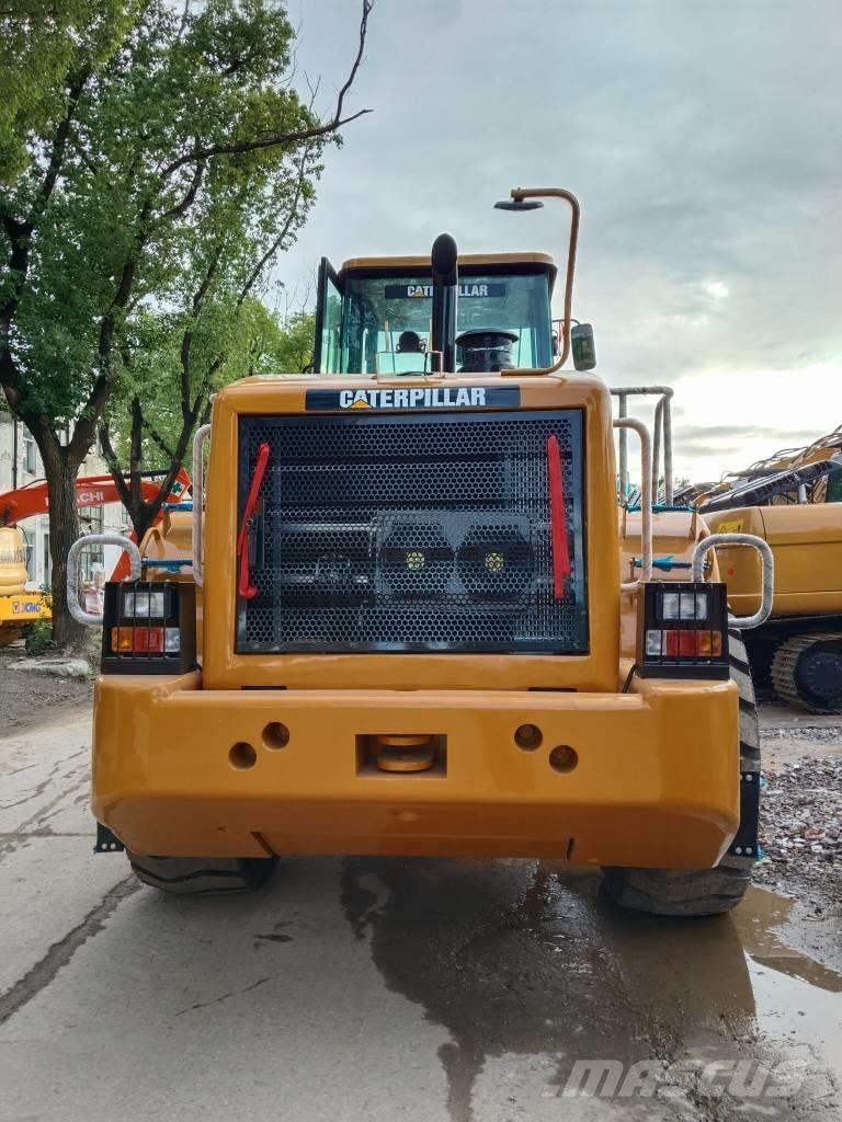 CAT 956 H لوادر بعجل