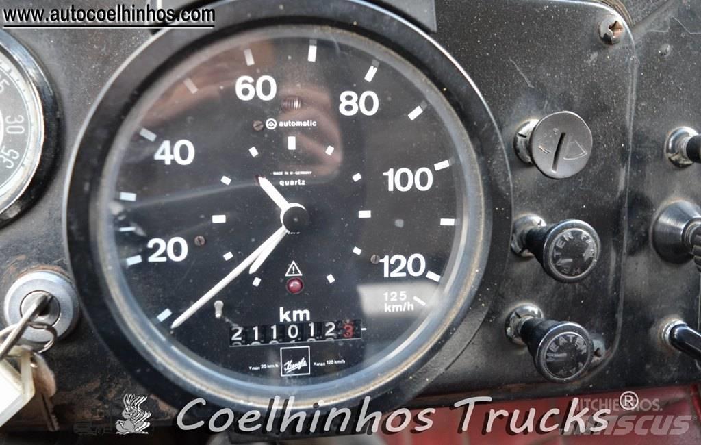 Volvo F89-42 (6x2) شاحنات مسطحة/مفصلية الجوانب