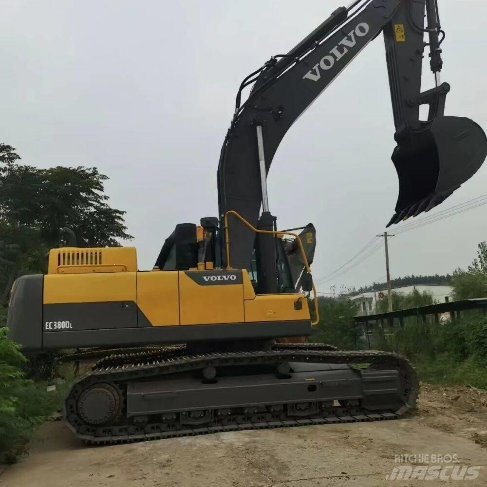 Volvo EC 380 D L حفارات زحافة