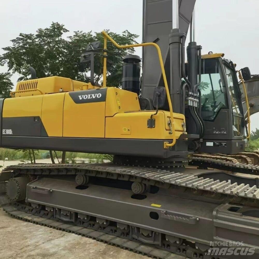 Volvo EC 380 D L حفارات زحافة