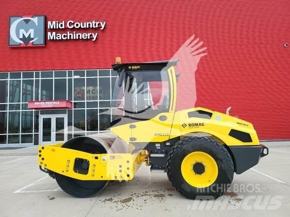 Bomag BW177D-5 مداحل أحادية الأسطوانة