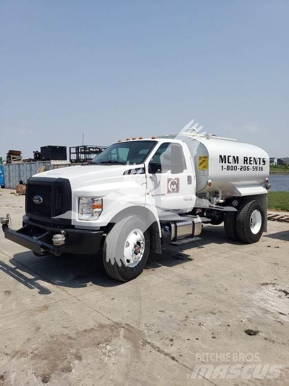 F & R F750 نصف مقطورات لنقل الأشجار
