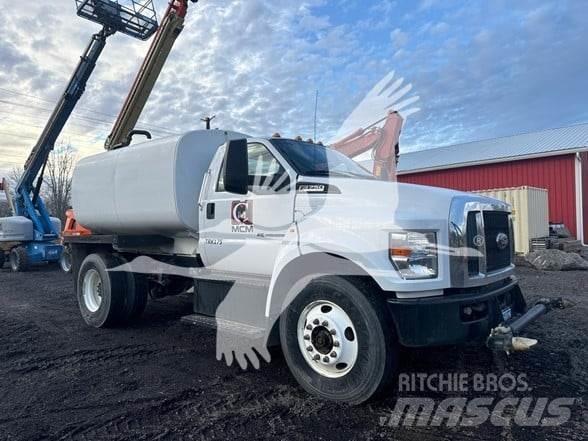 F & R F750 نصف مقطورات لنقل الأشجار