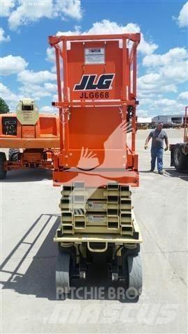 JLG 2632ES رافعات مقصية الشكل