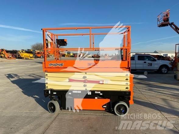 JLG 4045R رافعات مقصية الشكل