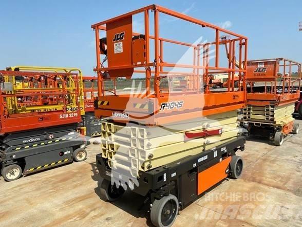 JLG 4045R رافعات مقصية الشكل