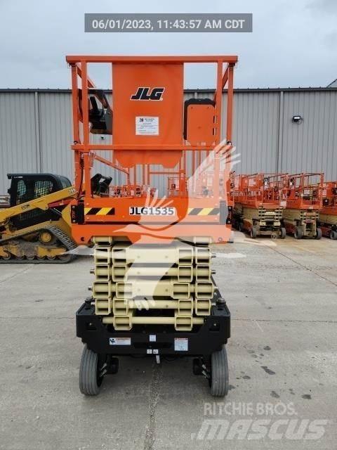 JLG 4045R رافعات مقصية الشكل