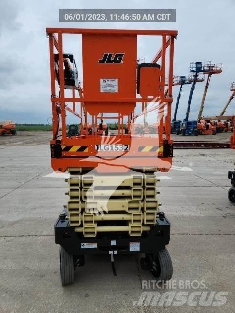 JLG 4045R رافعات مقصية الشكل