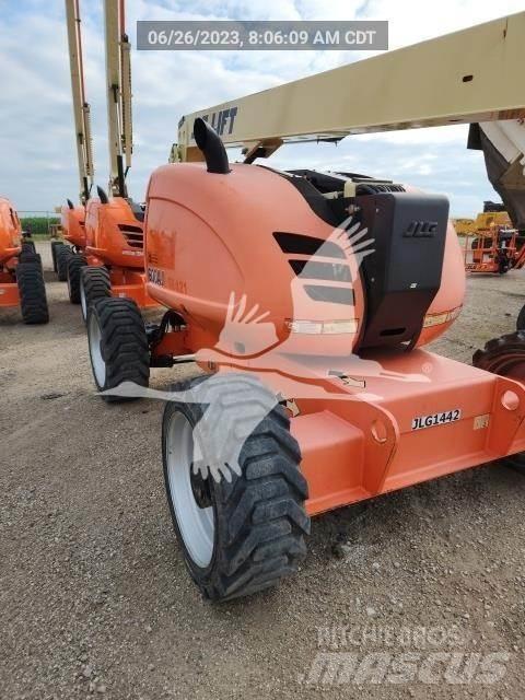 JLG 600AJ رافعات سلة مفصلية