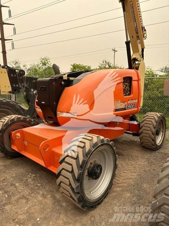 JLG 600AJ رافعات سلة مفصلية