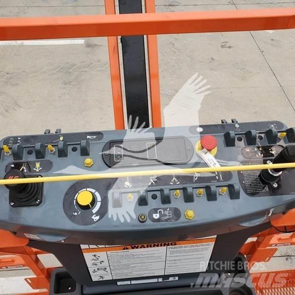 JLG EC600SJP رافعات سلة تلسكوبية