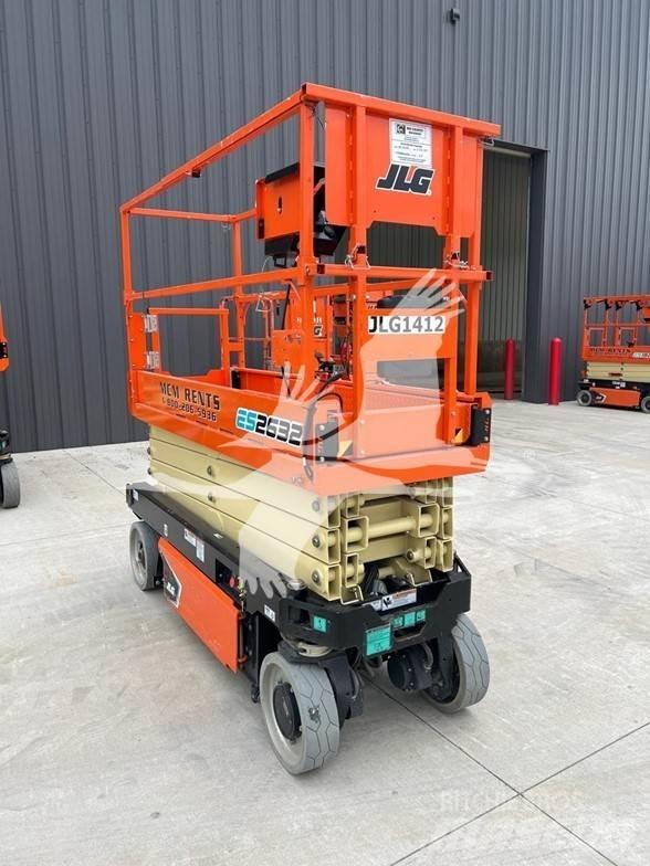 JLG ES2632 رافعات مقصية الشكل