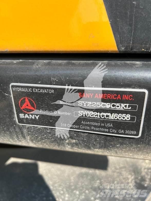 Sany SY225C حفارات زحافة