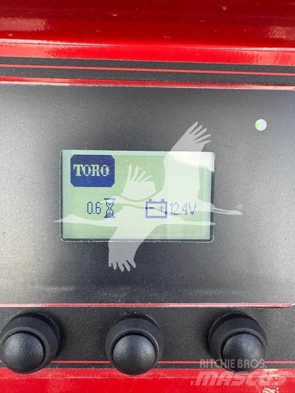 Toro TX-1000 لوادر انزلاقية التوجيه