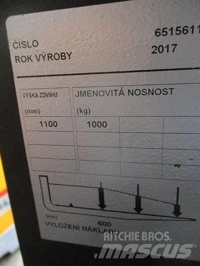 Toyota OSE 100W معدات الرفع عالي المستوى