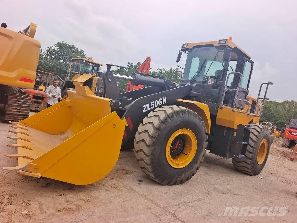 XCMG ZL50GN لوادر بعجل