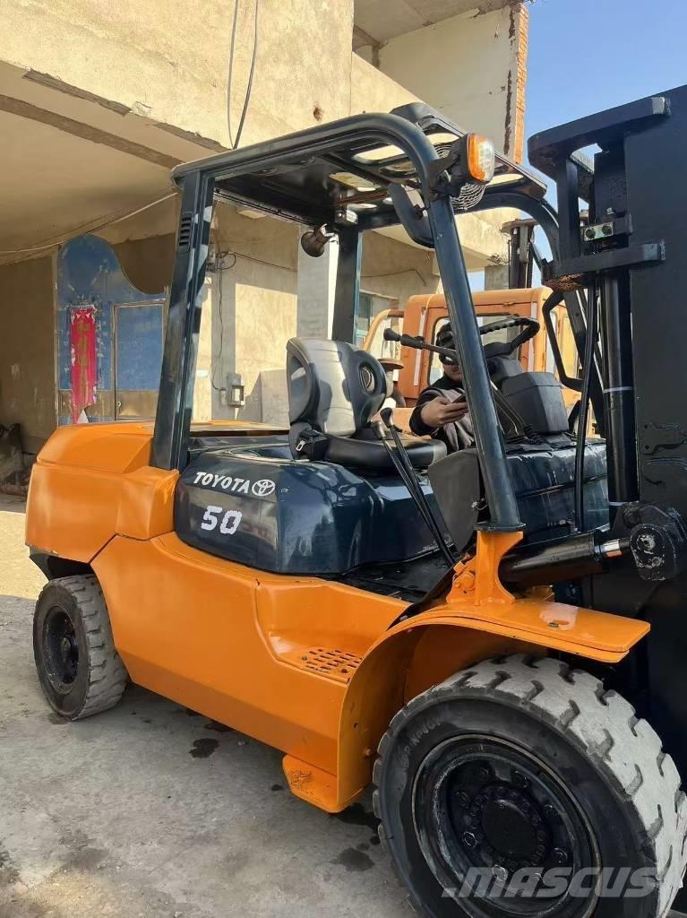 Toyota FD 50 شاحنات الديزل