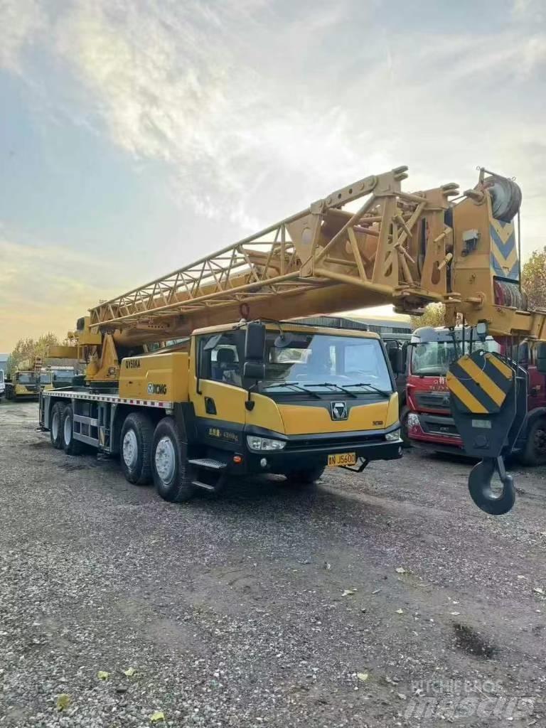 XCMG QY 50 K A رافعات صالحة لكل أنواع الطرق