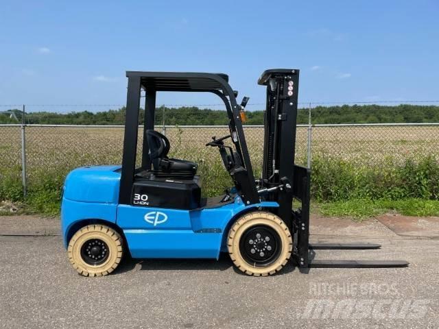 EP EFL302 | 3T | LI-ION شاحنات ذات رافعات شوكية تعمل بالكهرباء