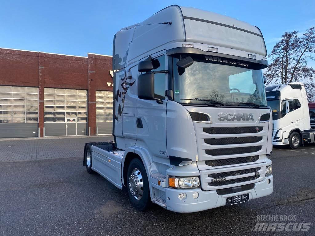 Scania R 520 وحدات الجر