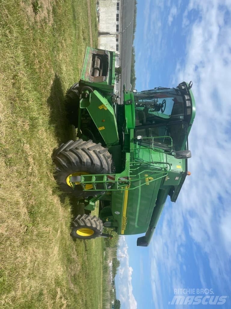 John Deere 9780 CTS حصادات