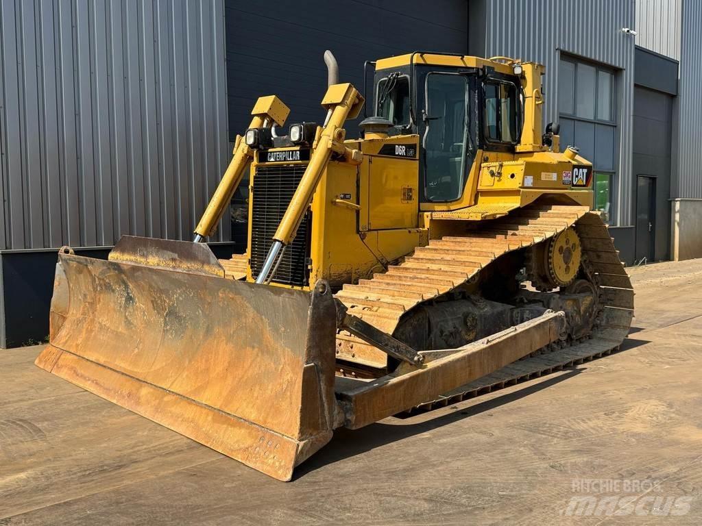 CAT D6R LGP بلدوزرات مجنزرة
