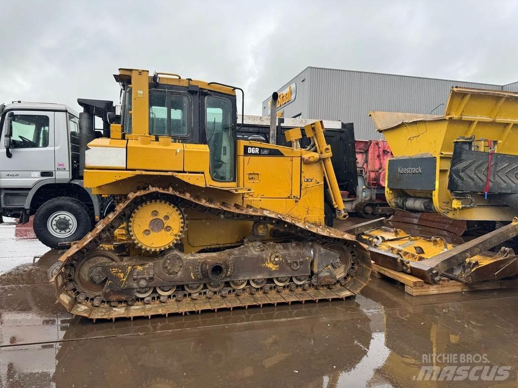 CAT D6R LGP بلدوزرات مجنزرة