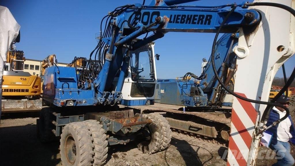 Liebherr A900 حفارات بعجل