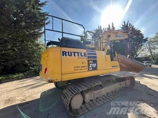 Komatsu PC 210 LC-11 حفارات زحافة
