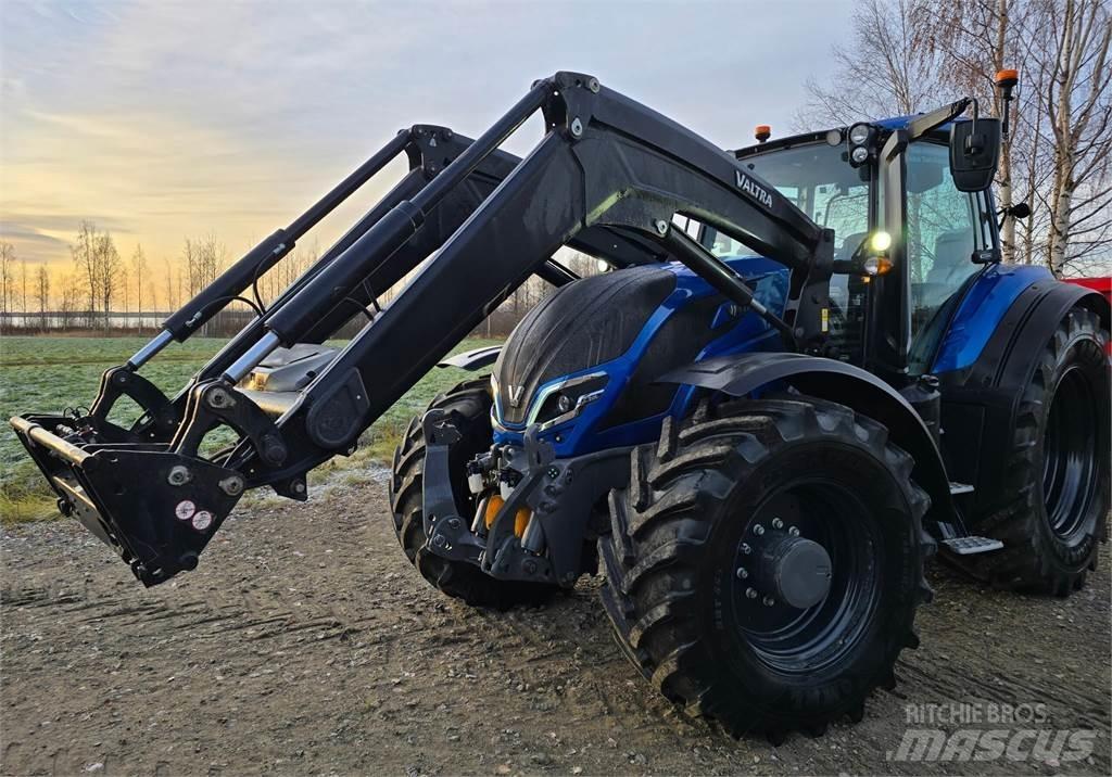 Valtra T175e Versu الجرارات