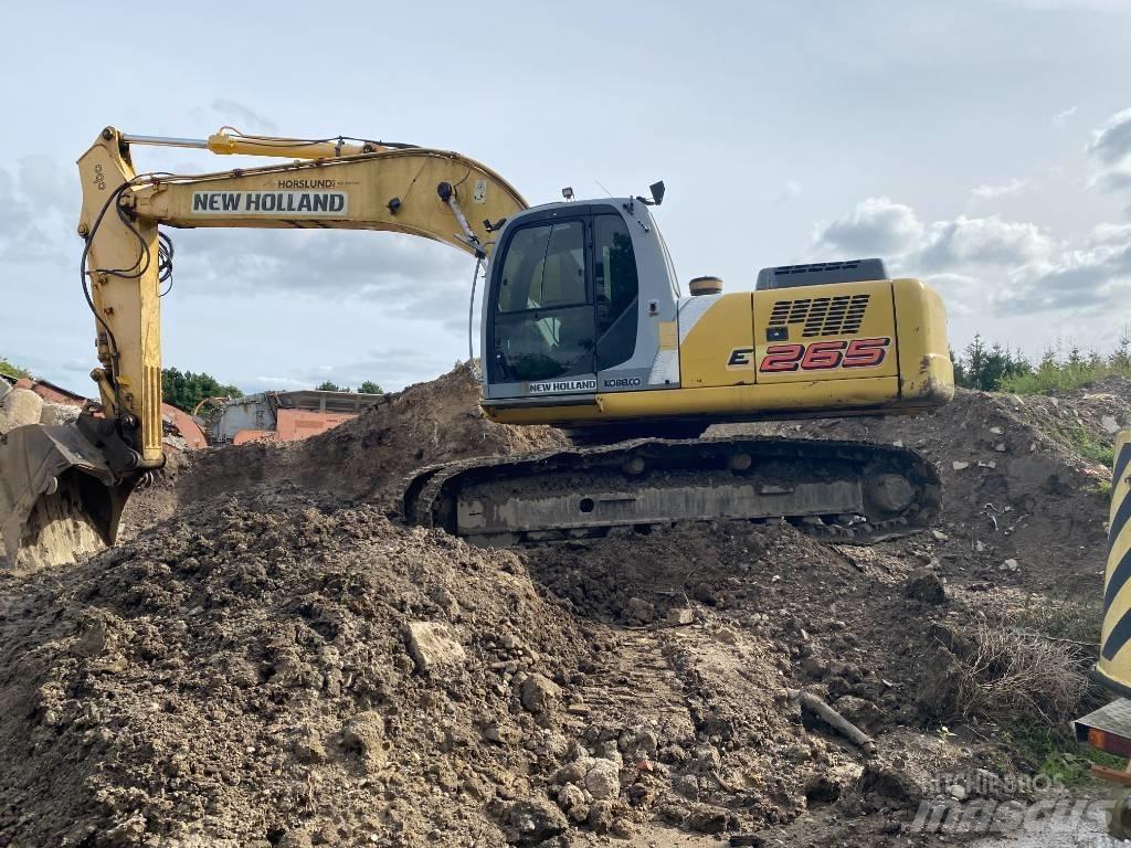 New Holland E 265 حفارات زحافة