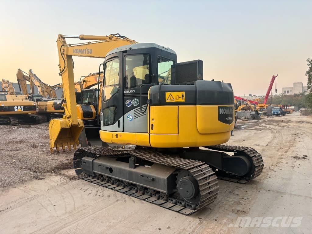 Komatsu PC 138 US حفارات زحافة