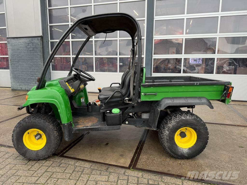 John Deere Gator HPX ماكينات منفعة عامة