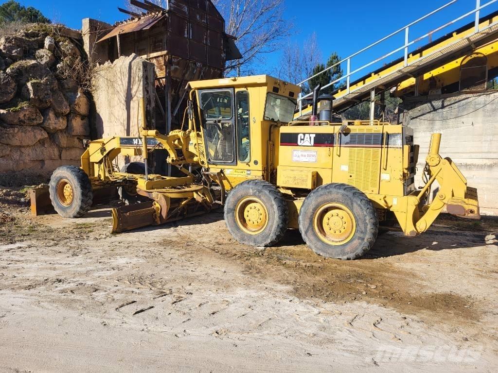 CAT 140 H معدات تمهيد الطرق